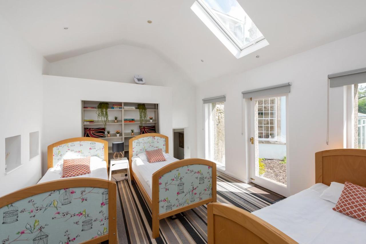 Cotswold Manor House - Country House Retreat With Hot Tub, Ideal For Large Groups Petty France Exterior foto