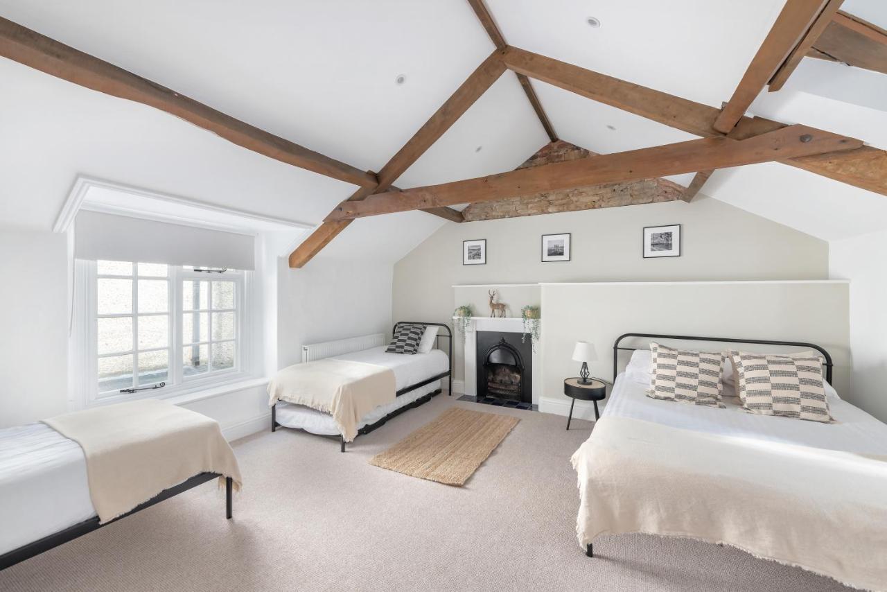 Cotswold Manor House - Country House Retreat With Hot Tub, Ideal For Large Groups Petty France Exterior foto